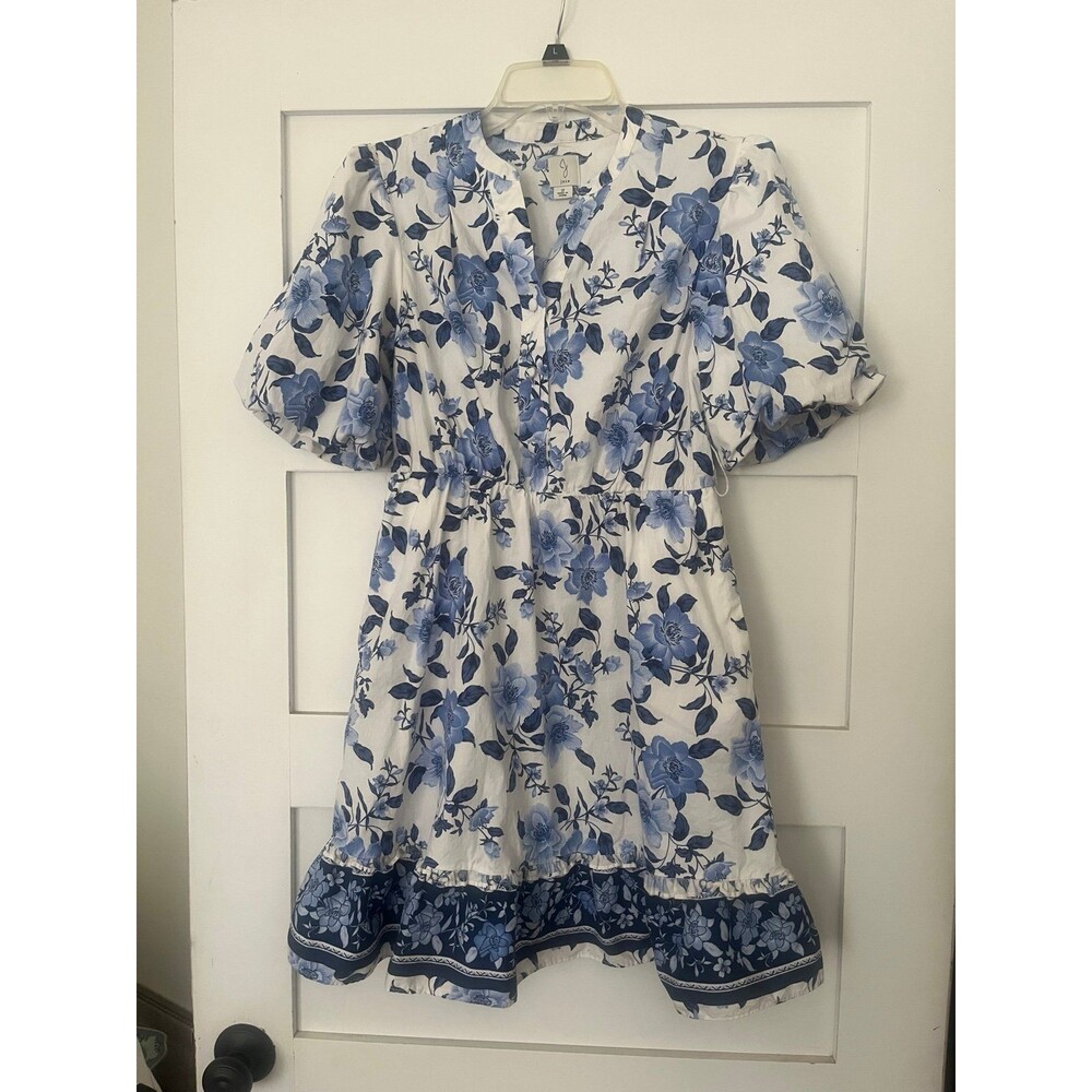 Joie floral puff sleeve mini dress blue and white floral 2